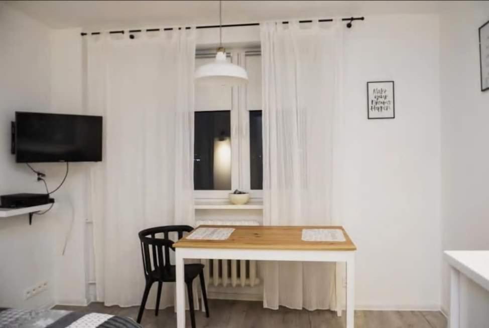 Apartamenty Centrum Варшава Екстериор снимка